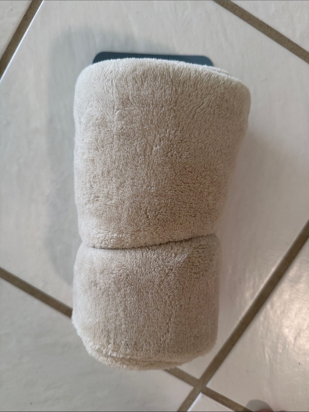 Ains & LJ Hooded Baby Bath Towel - Soft Cream